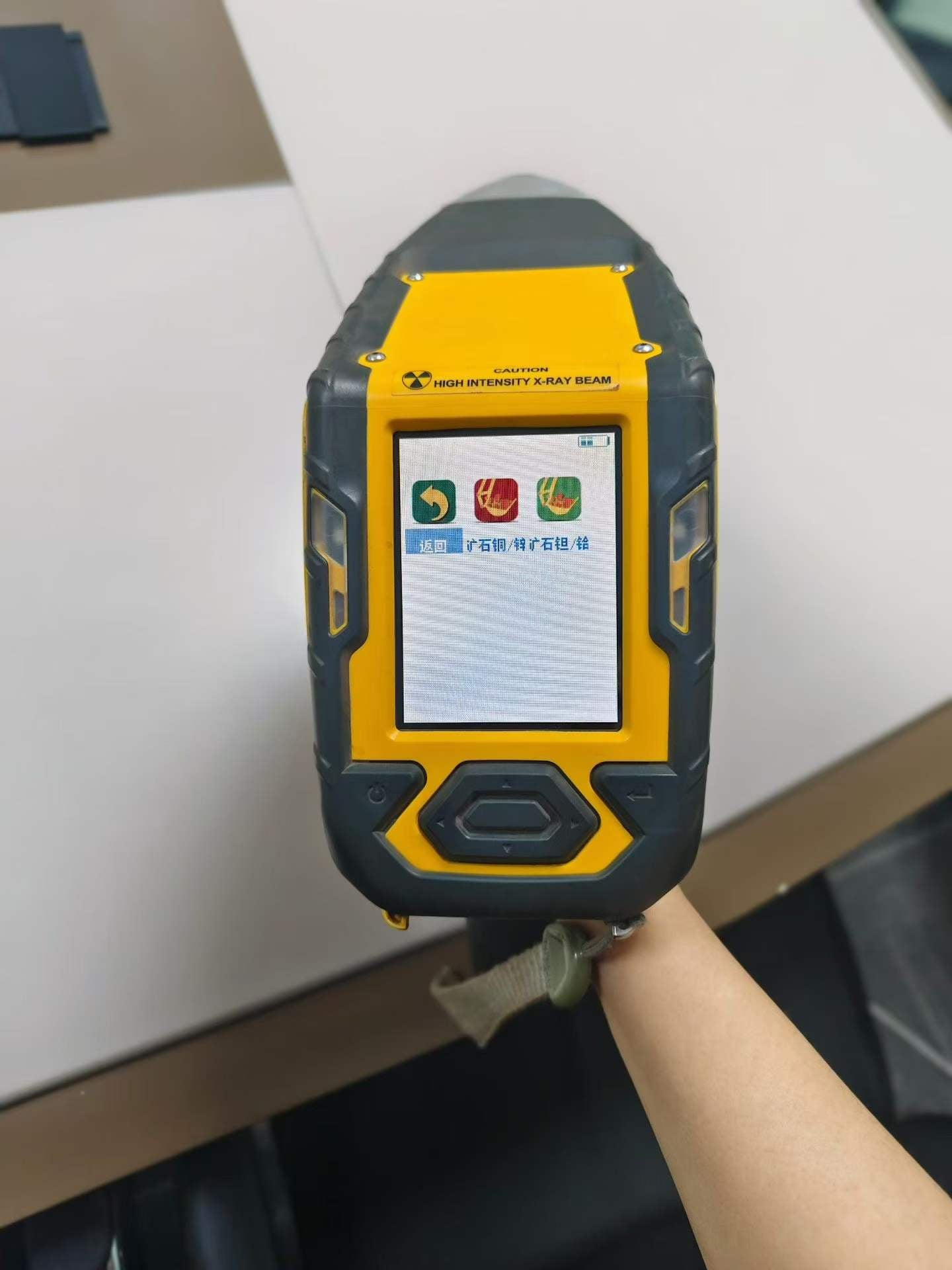 Thermo Scientific Niton XL2 800 Metals Alloy XRF Analyzer
