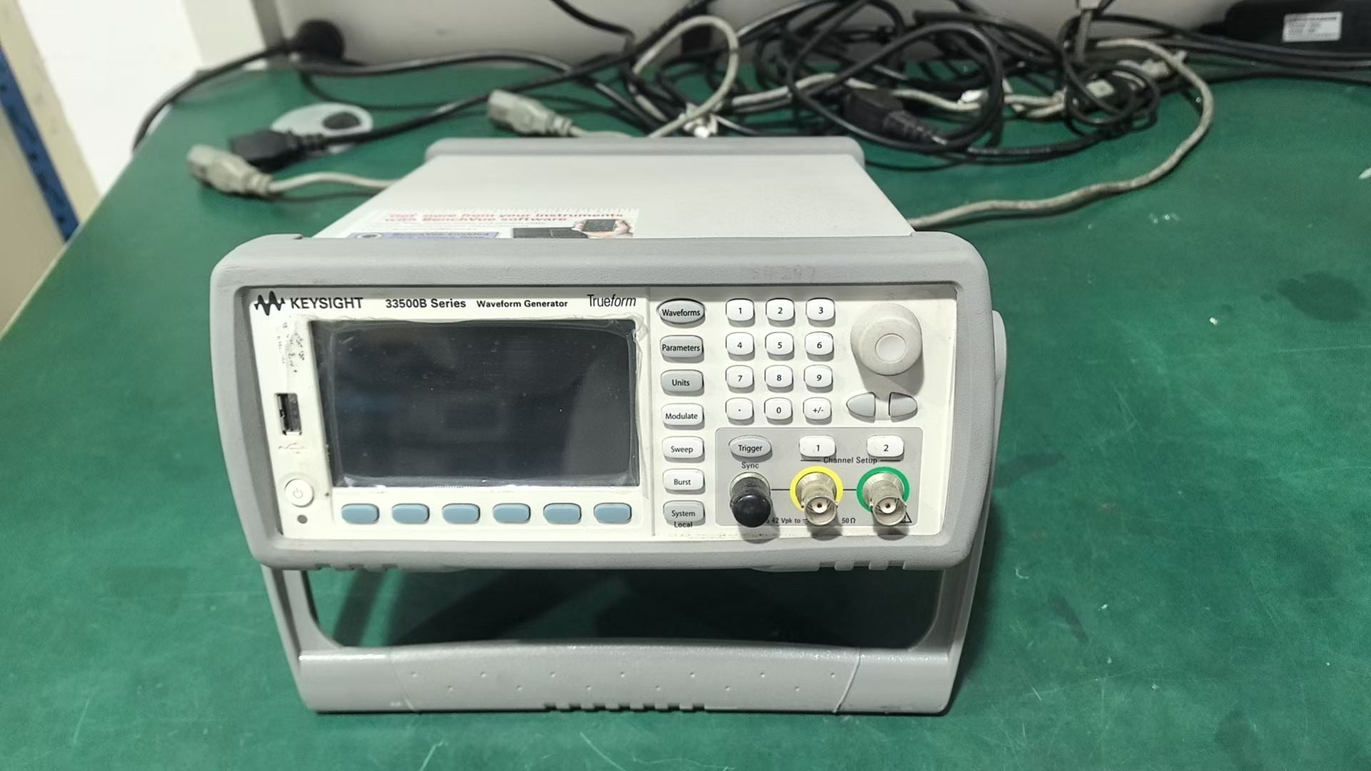 Agilent/Keysight  33500B Series Waveform Generators