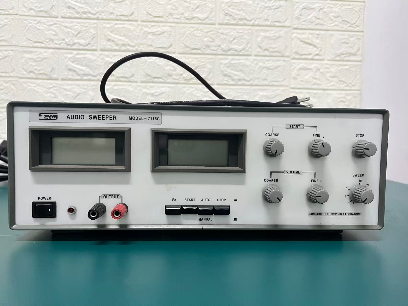 AUDIO SWEEPER MODEL-7116C Audio frequency sweeper